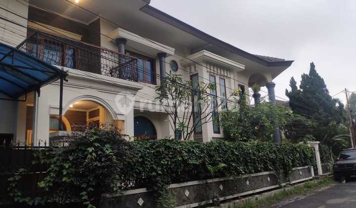 Rumah Lux Full Furnished 2 Lantai Siap Huni Di Antapani Bandung