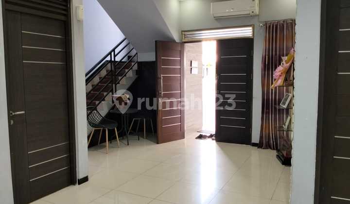 RUMAH BAGUS NYAMAN TERAWAT 2 LANTAI SIAP HUNI DI GRAND SHARON RESIDENCE BANDUNG