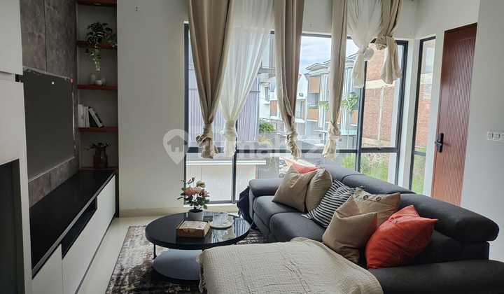 MINIMALIST MODERN 3-STORY NEW HOUSE FULLY FURNISHED READY TO OCCUPY IN SETRADUTA ROYAL GRANDE BANDUNG 2