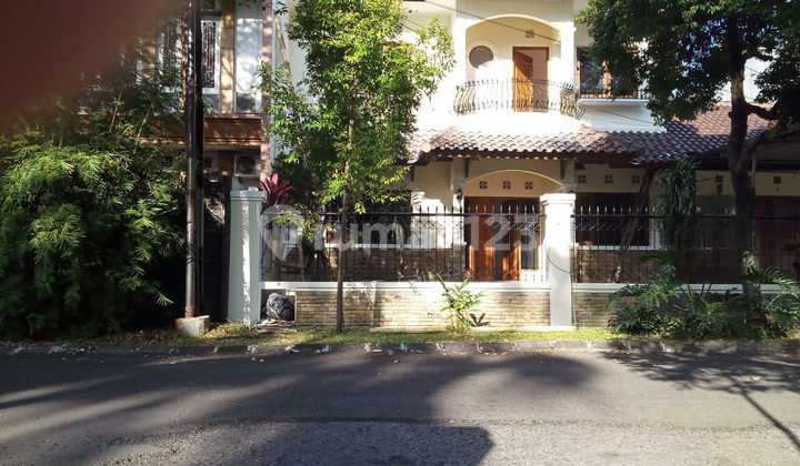 Rumah Nyaman Ekskulsif 2 Lantai Siap Huni Di Batununggal Bandung Rumah Nyaman Ekskulsif 2 Lantai Siap Huni Di Batununggal Bandung