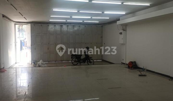 RUKO STRATEGIS 2 LANTAI LOKASI FAVORIT RAMAI SIAP PAKAI DI MAINROAD MARGACINTA CIWASTRA BANDUNG