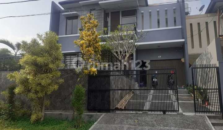 RUMAH BESAR 2 LANTAI LINGKUNGAN ASRI NYAMAN SIAP HUNI DI PONDOK HIJAU BANDUNG RUMAH BESAR 2 LANTAI LINGKUNGAN ASRI NYAMAN SIAP HUNI DI PONDOK HIJAU BANDUNG
