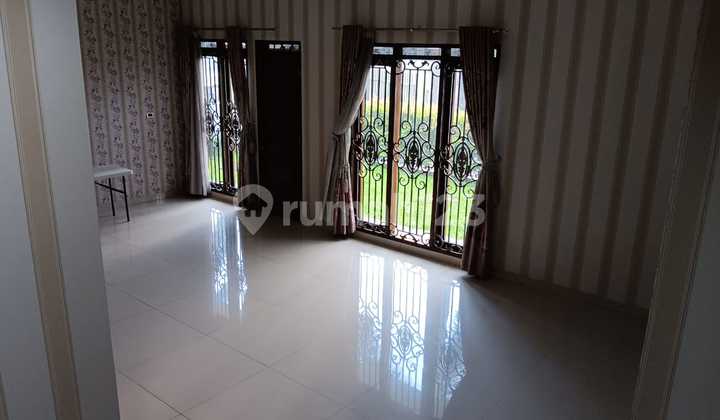 Rumah Mewah Hook 2 Lantai Siap Huni Di Batununggal Bandung Rumah Mewah Hook 2 Lantai Siap Huni Di Batununggal Bandung