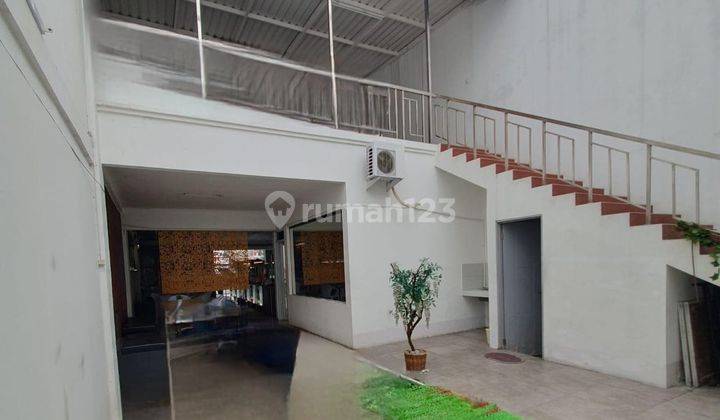 RUKO LUAS STRATEGIS 3 LANTAI LOKASI RAMAI SIAP PAKAI DI BATUNUNGGAL BANDUNG 1