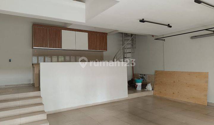 RUMAH MEWAH TENGAH KOTA SEMI FURNISHED 2,5 LANTAI SIAP HUNI DI SAYAP GATOT SUBROTO BANDUNG 2