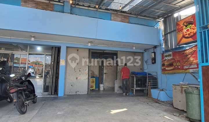 RUKO 3 LANTAI LOKASI RAMAI STRATEGIS SIAP PAKAI DI CIANJUR 1
