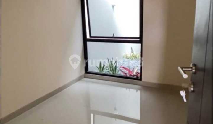 A COMFORTABLE MINIMALIST MODERN READY-TO-OCCUPY COOL HOUSE IN BESTARI VILLAGE MARGAASIH BANDUNG 2