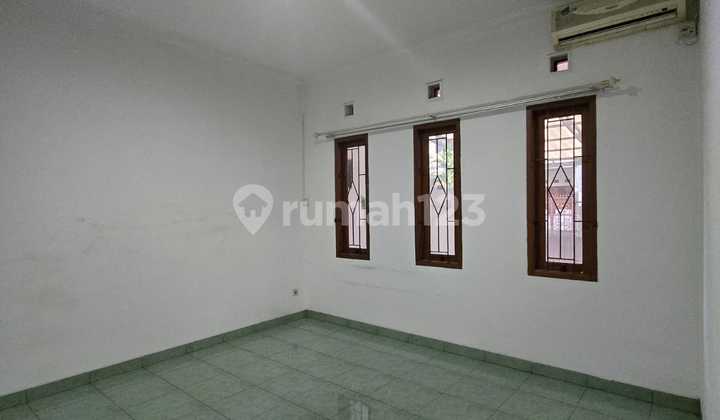 RUMAH BAGUS NYAMAN TERAWAT SIAP HUNI DI BATUNUNGGAL BANDUNG 2