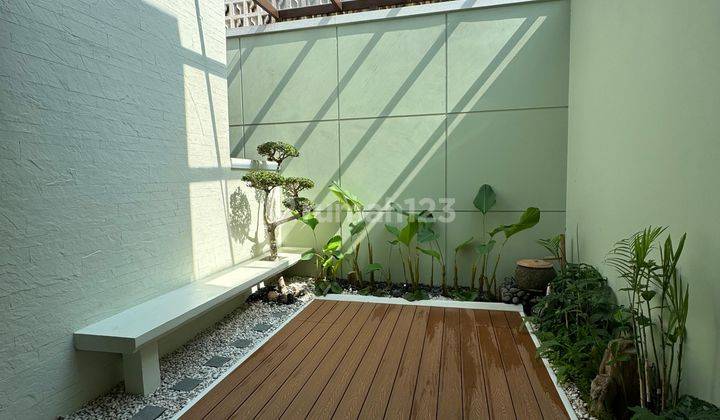 RUMAH BAGUS MINIMALIS MODERN 2 LANTAI SEMI FURNISHED SIAP HUNI DI PODOMORO PARK CLUSTER AMAGRIYA BANDUNG 2