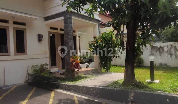 RUMAH BAGUS MINIMALIS MODERN FULL FURNISHED SIAP HUNI DI PINUS REGENCY BANDUNG
