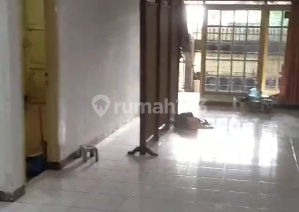 RUMAH BAGUS LUAS LINGKUNGAN NYAMAN SIAP HUNI DI SUMBER SARI BANDUNG