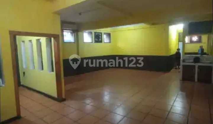 RUKO 2 LANTAI TENGAH KOTA STRATEGIS SIAP PAKAI DI LENGKONG KECIL BANDUNG