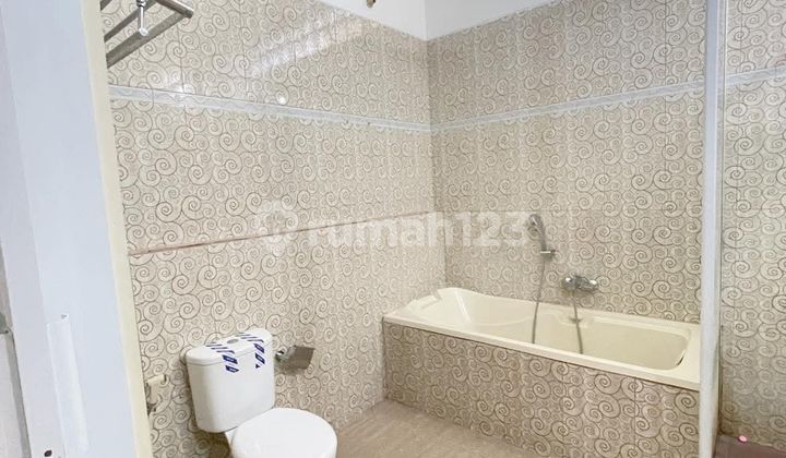 RUMAH BAGUS NYAMAN 2 LANTAI SEMI FURNISHED SIAP HUNI BANDUNG RUMAH BAGUS NYAMAN 2 LANTAI SEMI FURNISHED SIAP HUNI BANDUNG