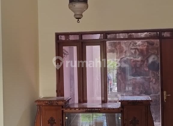 RUMAH 2 LANTAI MINIMALIS MODERN NYAMAN STRATEGIS SIAP HUNI DI BATU MAS BANDUNG