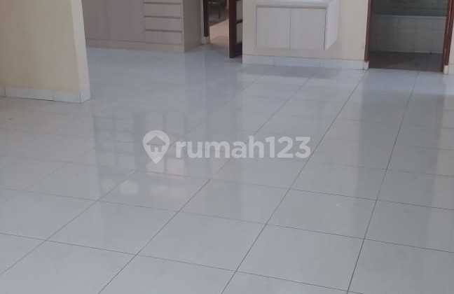 RUMAH LUAS MINIMALIS MODERN LINGKUNGAN NYAMAN ASRI SIAP HUNI DI BUDISARI BANDUNG 2