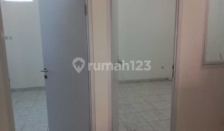 COMFORTABLE STRATEGIC READY-TO-OCCUPY HOUSE IN TAMAN KOPO INDAH 3 TKI3 BANDUNG