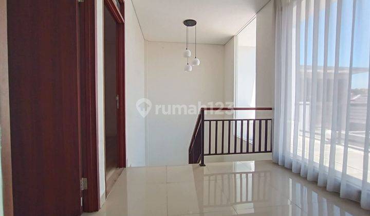 RUMAH NYAMAN 2 LANTAI MINIMALIS MODERN SEMI FURNISHED SIAP HUNI DI CIMAHI  1