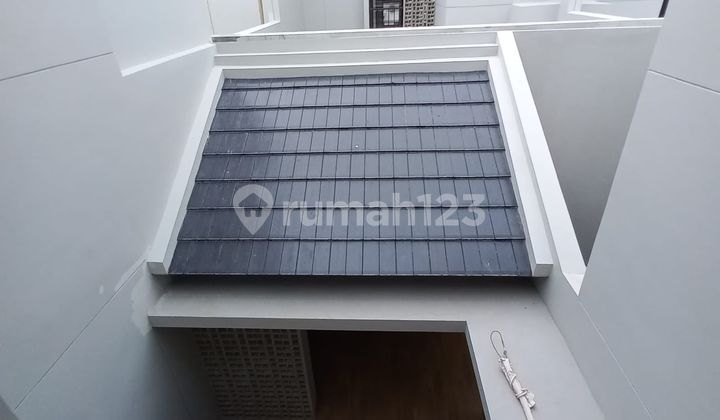 RUMAH IDAMAN MINIMALIS MODERN 2 LANTAI LINGKUNGAN ASRI NYAMAN SIAP HUNI DI SUMMARECON CLUSTER FLORA FIONA BANDUNG 2