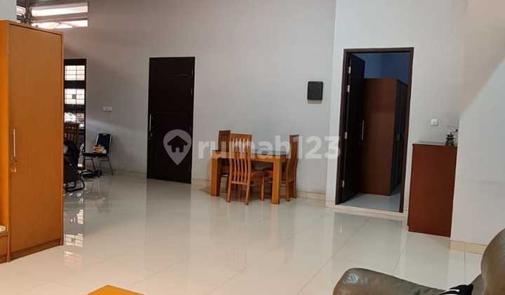 RUMAH BAGUS TERAWAT HOOK SEMI FURNISHED SIAP HUNI DI TAMAN HOLIS INDAH 2 THI2 BANDUNG 2