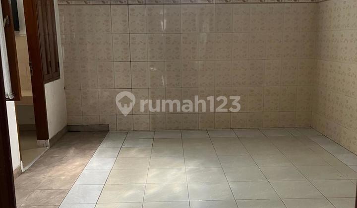 RUMAH ASRI NYAMAN TERAWAT SIAP HUNI DI BUAH BATU REGENCY BANDUNG