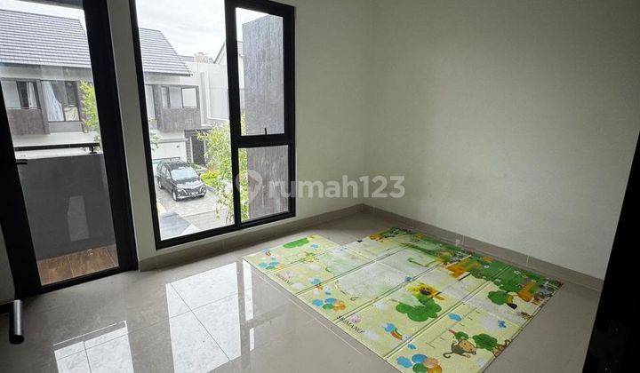 RUMAH MINIMALIS MODERN LINGKUNGAN NYAMAN STRATEGIS SIAP HUNI DI SUMMARECON CLUSTER FLORA FREEYA BANDUNG 2