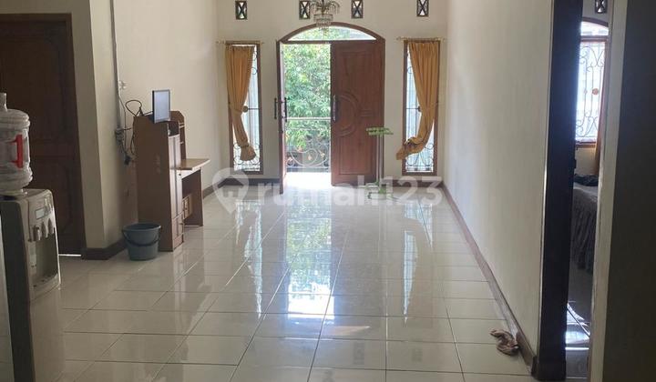 Rumah Bagus 2 Lantai Asri Terawat Siap Huni di Buah Batu Bandung