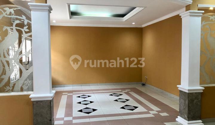 RUMAH IDAMAN 2 LANTAI MINIMALIS MODERN NYAMAN SIAP HUNI DI BATUNUNGGAL BANDUNG RUMAH IDAMAN 2 LANTAI MINIMALIS MODERN NYAMAN SIAP HUNI DI BATUNUNGGAL BANDUNG