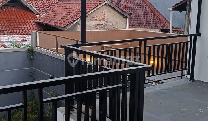 STRATEGICALLY LOCATED CITY-CENTER READY-TO-OCCUPY HOUSE IN TURANGGA, BANDUNG 2