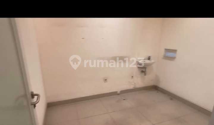 RUKO LUAS STRATEGIS 2 LANTAI LOKASI RAMAI SIAP PAKAI DI CIMAHI 2
