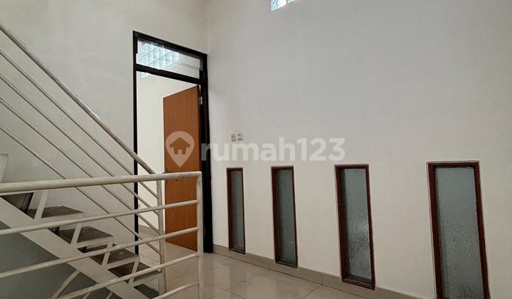 DREAM COMFORTABLE WELL-MAINTAINED READY-TO-OCCUPY HOUSE IN TAMAN KOPO INDAH 3 TKI3 BANDUNG