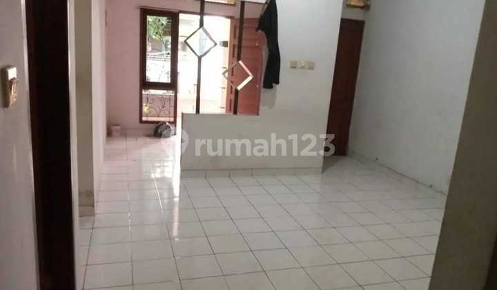 COMFORTABLE MINIMALIST STRATEGIC HOUSE READY TO OCCUPY IN NORTH CIMAHI