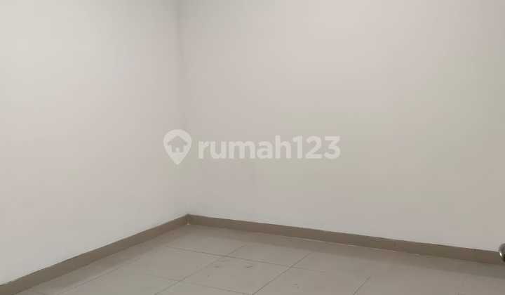 Rumah Bagus 2 Lantai Lingkungan Nyaman Siap Huni di Taman Kopo Indah 3 Tki3 Bandung 2