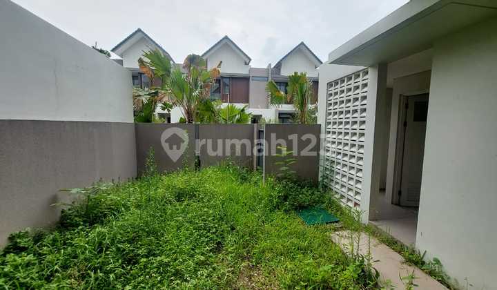 RUMAH BAGUS MINIMALIS MODERN 2 LANTAI SIAP HUNI DI PODOMORO PARK CLUSTER FASHAGRIYA BANDUNG