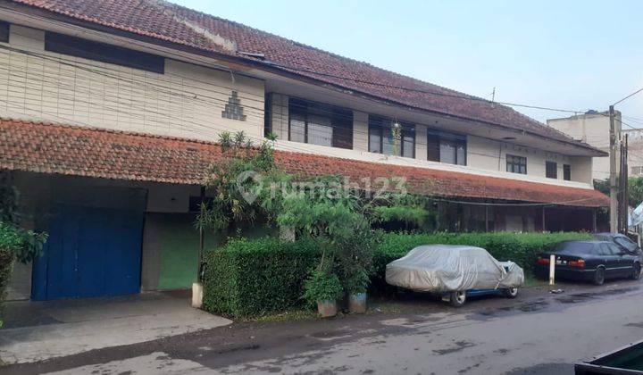 RUMAH LUAS STATEGIS COCOK UNTUK USAHA SIAP PAKAI DI CIROYOM BANDUNG 1