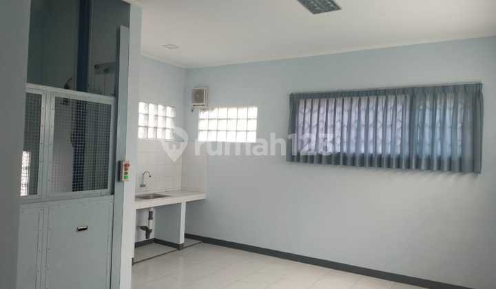 RUKO 2 LANTAI LOKASI STRATEGIS COCOK UNTUK GUDANG SIAP PAKAI DI TAMAN KOPO INDAH 3 TKI3 BANDUNG