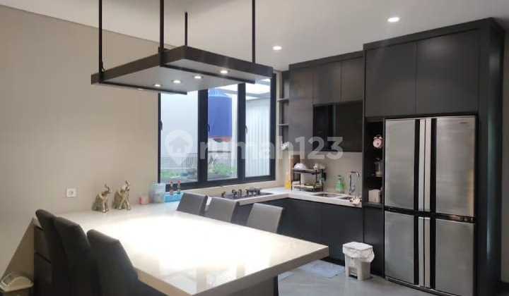 RUMAH MINIMALIS MODERN CANTIK SIAP HUNI DI SETIABUDI REGENCY BANDUNG