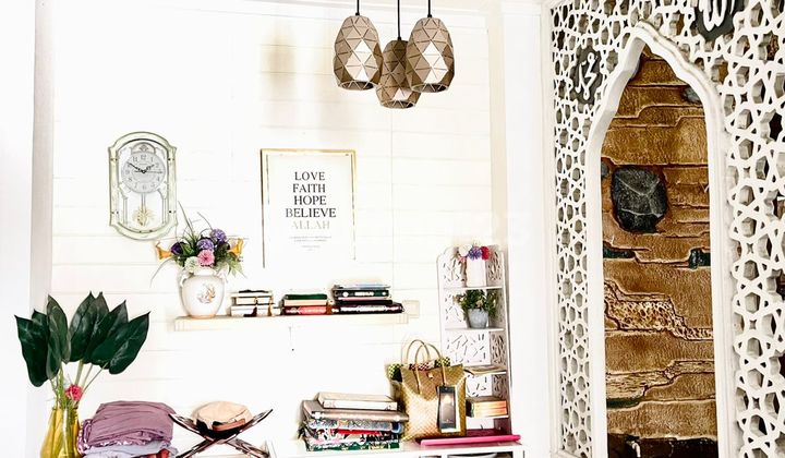 RUMAH MODERN 3 LANTAI NYAMAN STRATEGIS SIAP HUNI DI BUAH BATU SQUARE BANDUNG RUMAH MODERN 3 LANTAI NYAMAN STRATEGIS SIAP HUNI DI BUAH BATU SQUARE BANDUNG