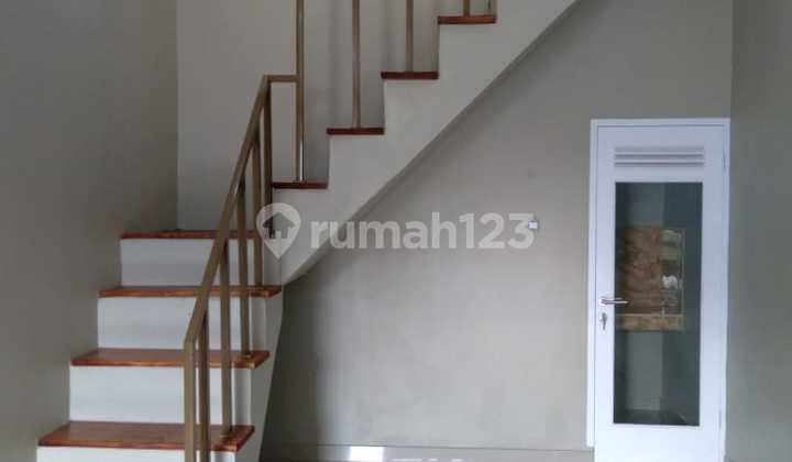 RUKO STRATEGIS LOKASI RAMAI SIAP PAKAI DI CIBIRU HILIR BANDUNG