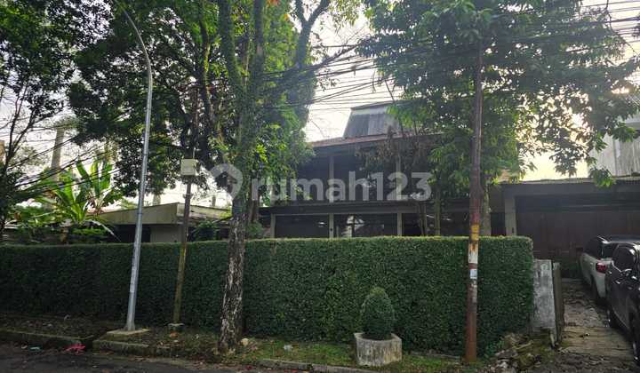RUMAH TUA HITUNG TANAH TENGAH KOTA STRATEGIS DI SAYAP SUKAJADI BANDUNG RUMAH TUA HITUNG TANAH TENGAH KOTA STRATEGIS DI SAYAP SUKAJADI BANDUNG