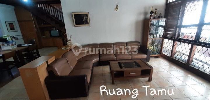 RUMAH BAGUS 2 LANTAI TENGAH KOTA FULL FURNISHED SIAP HUNI DI PAJAJARAN BANDUNG 2