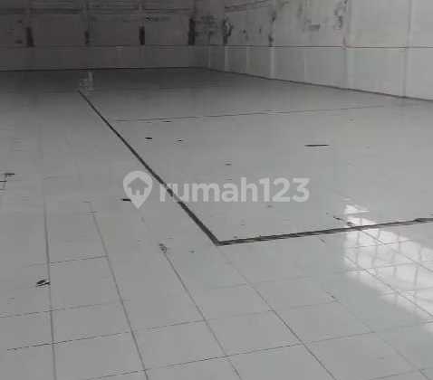 GUDANG LUAS BERSIH STRATEGIS SIAP PAKAI DI MAINROAD BATUJAJAR BANDUNG 2