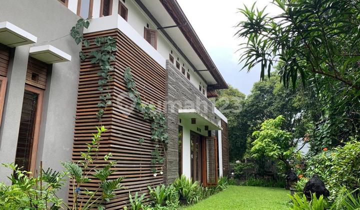 Rumah Eksklusif 2 Lantai Full Furnished Siap Huni Di Batununggal Bandung