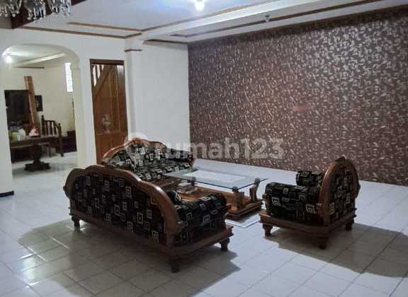 Rumah Luas Nyaman 2 Lantai Siap Huni di Sayap Buah Batu Bandung 2