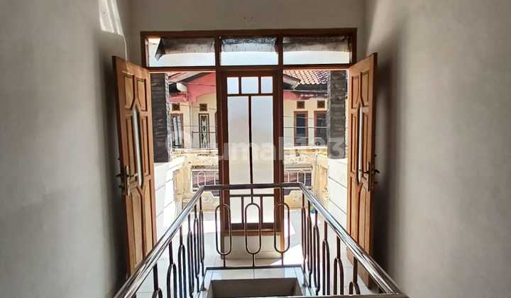 RUMAH 2,5 LANTAI NYAMAN SIAP HUNI DI ANTAPANI BANDUNG