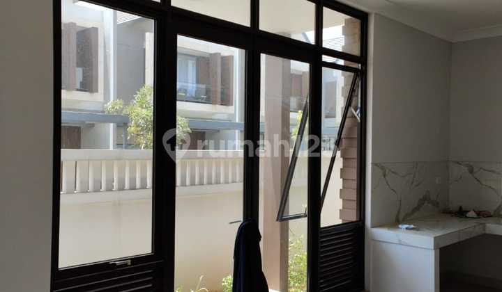 RUMAH BAGUS HOOK MINIMALIS MODERN SIAP HUNI DI PODOMORO PARK CLUSTER FASHAGRIYA BANDUNG 2