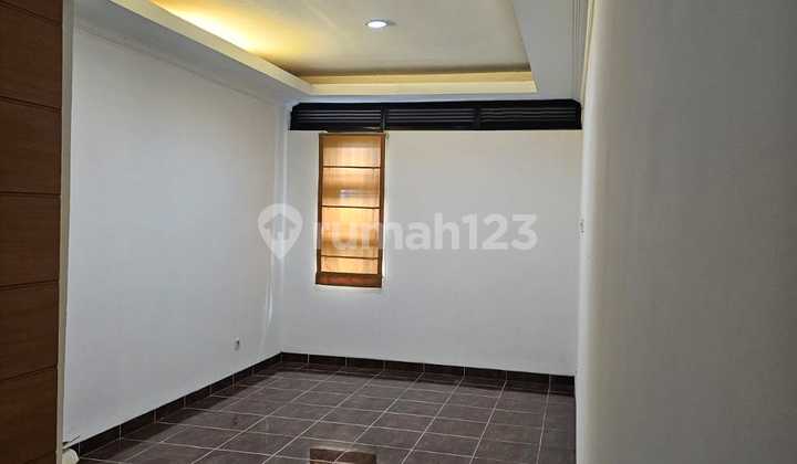 MINIMALIST MODERN DREAM HOUSE COMFORTABLE ENVIRONMENT READY TO OCCUPY IN SUMBERSARI BANDUNG