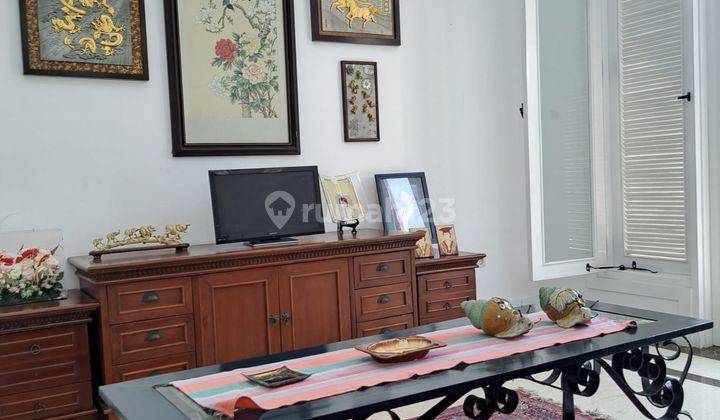 Rumah Cantik Keren 3 Lantai Minimalis Modern Siap Huni di Kemanggisan Slipi Jakarta 2