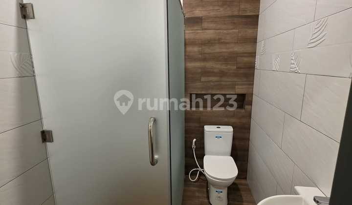 RUMAH BAGUS MINIMALIS MODERN SEMI FURNISHED LINGKUNGAN ASRI NYAMAN SIAP HUNI DI MEKAR WANGI BANDUNG 2