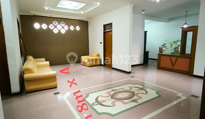 RUMAH BESAR 2 LANTAI LINGKUNGAN NYAMAN SIAP HUNI DI BATUNUNGGAL BANDUNG 2