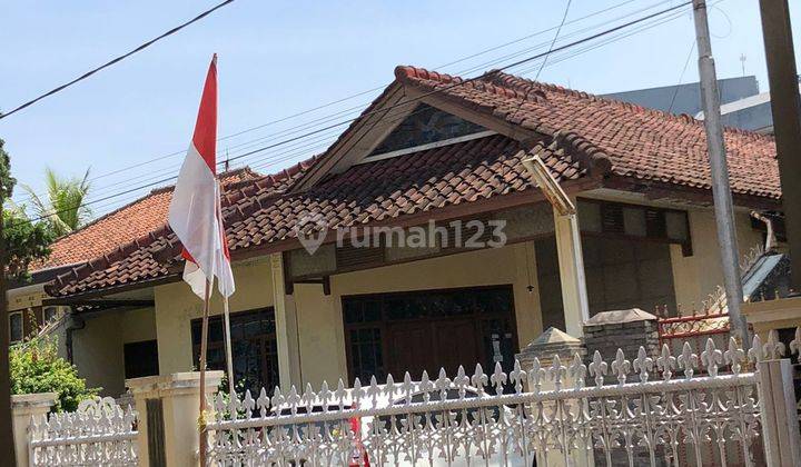 Rumah Luas Besar 2 Lantai Terawat Siap Huni di Kiaracondong Bandung 1